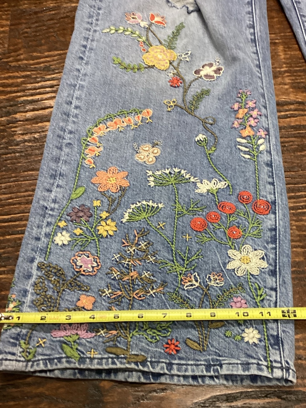 Driftwood Marlena Embroidered Mid-Rise Wide-Leg Jeans 28 - Picture 7 of 10